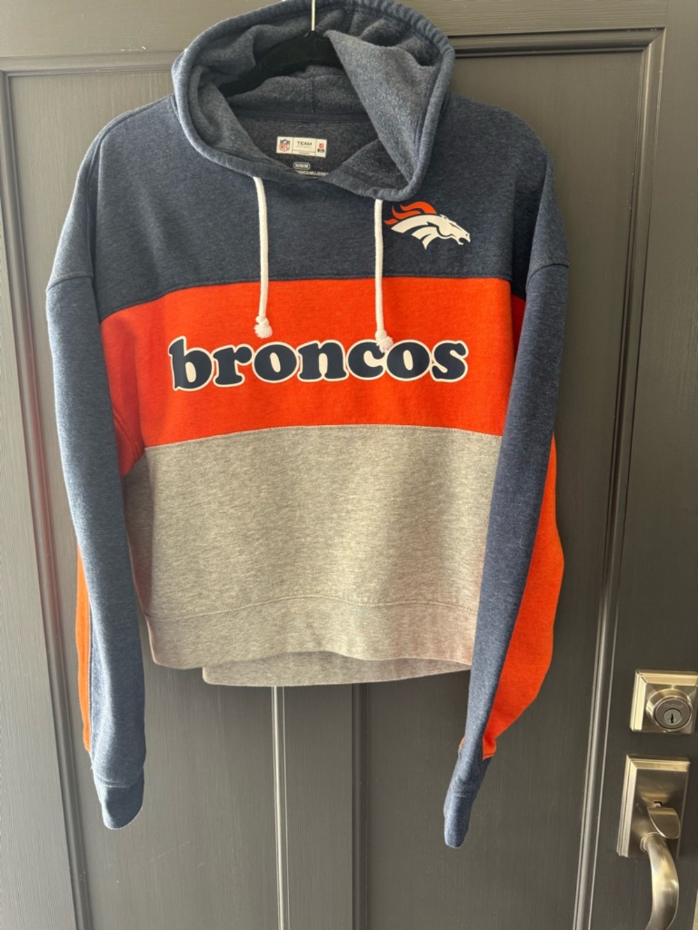 NFL Women's Denver Broncos Cropped Hoodie